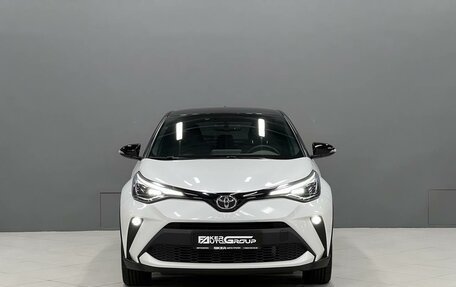 Toyota C-HR I рестайлинг, 2022 год, 3 500 000 рублей, 5 фотография