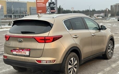 KIA Sportage IV рестайлинг, 2018 год, 2 300 000 рублей, 5 фотография