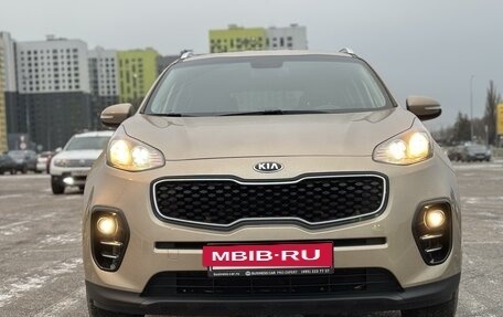 KIA Sportage IV рестайлинг, 2018 год, 2 300 000 рублей, 2 фотография