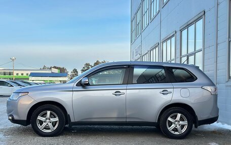 Mitsubishi Outlander III рестайлинг 3, 2013 год, 1 290 000 рублей, 5 фотография