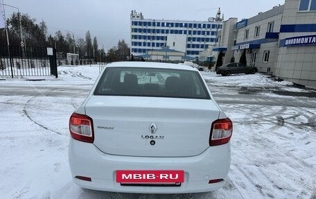 Renault Logan II, 2016 год, 899 000 рублей, 4 фотография