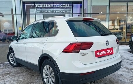 Volkswagen Tiguan II, 2017 год, 2 399 000 рублей, 6 фотография