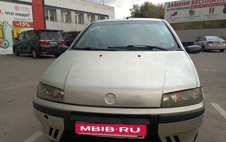 Fiat Punto III Punto Evo рестайлинг, 2001 год, 187 000 рублей, 8 фотография