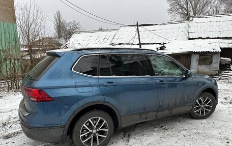 Volkswagen Tiguan II, 2019 год, 2 950 000 рублей, 4 фотография