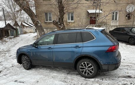 Volkswagen Tiguan II, 2019 год, 2 950 000 рублей, 3 фотография