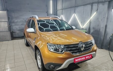 Renault Duster, 2021 год, 2 090 000 рублей, 2 фотография