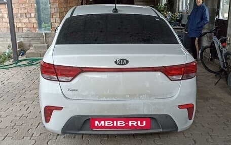 KIA Rio IV, 2018 год, 1 120 000 рублей, 3 фотография