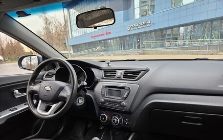 KIA Rio III рестайлинг, 2015 год, 820 000 рублей, 10 фотография