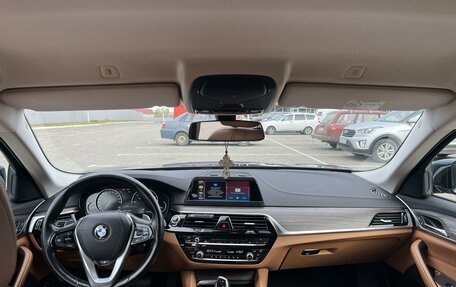 BMW 5 серия, 2018 год, 3 350 000 рублей, 11 фотография