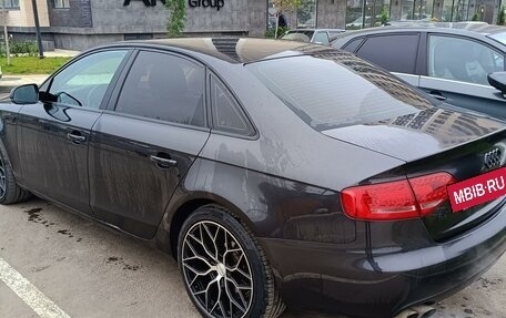 Audi A4, 2010 год, 910 000 рублей, 8 фотография