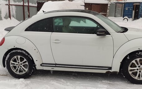 Volkswagen Beetle, 2014 год, 1 900 000 рублей, 9 фотография