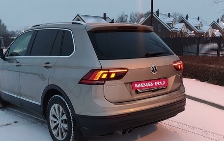 Volkswagen Tiguan II, 2017 год, 2 420 000 рублей, 4 фотография