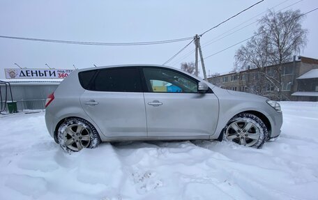 KIA cee'd I рестайлинг, 2011 год, 950 000 рублей, 8 фотография