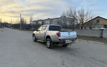 Mitsubishi L200 IV рестайлинг, 2007 год, 795 000 рублей, 1 фотография