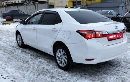 Toyota Corolla, 2018 год, 2 140 000 рублей, 10 фотография