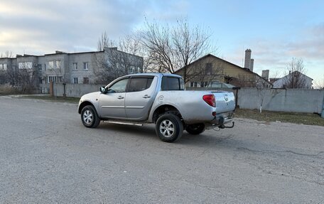 Mitsubishi L200 IV рестайлинг, 2007 год, 795 000 рублей, 4 фотография