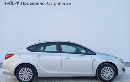 Opel Astra J, 2013 год, 907 000 рублей, 4 фотография