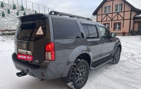 Nissan Pathfinder, 2010 год, 1 350 000 рублей, 3 фотография