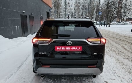 Toyota RAV4, 2021 год, 4 350 000 рублей, 9 фотография