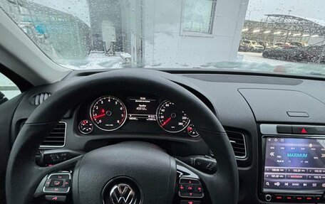 Volkswagen Touareg III, 2011 год, 1 797 000 рублей, 6 фотография