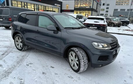 Volkswagen Touareg III, 2011 год, 1 797 000 рублей, 3 фотография