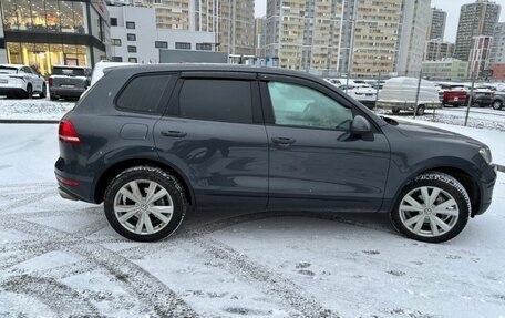 Volkswagen Touareg III, 2011 год, 1 797 000 рублей, 4 фотография