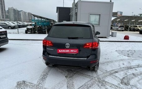 Volkswagen Touareg III, 2011 год, 1 797 000 рублей, 5 фотография