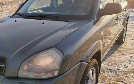 Hyundai Tucson III, 2008 год, 777 000 рублей, 2 фотография