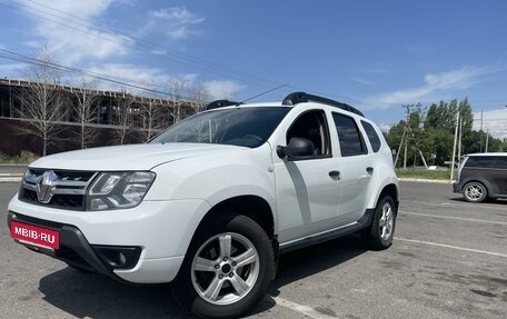 Renault Duster I рестайлинг, 2016 год, 1 000 000 рублей, 3 фотография