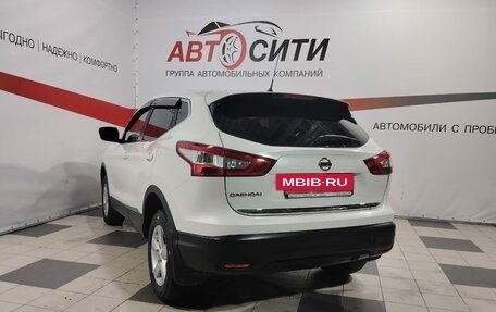 Nissan Qashqai, 2015 год, 1 640 000 рублей, 5 фотография