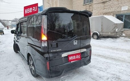 Honda Stepwgn IV, 2015 год, 2 215 000 рублей, 6 фотография