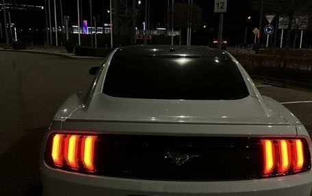 Ford Mustang VI рестайлинг, 2018 год, 3 500 000 рублей, 11 фотография