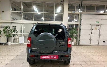 Chevrolet Niva I рестайлинг, 2018 год, 930 000 рублей, 4 фотография