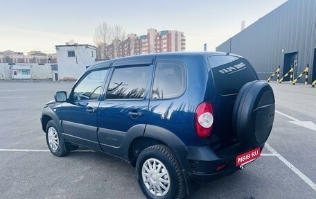 Chevrolet Niva I рестайлинг, 2018 год, 670 000 рублей, 7 фотография