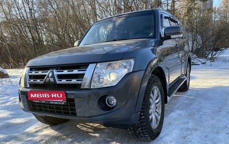 Mitsubishi Pajero IV, 2013 год, 2 200 000 рублей, 2 фотография