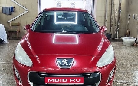 Peugeot 308 II, 2011 год, 600 000 рублей, 2 фотография