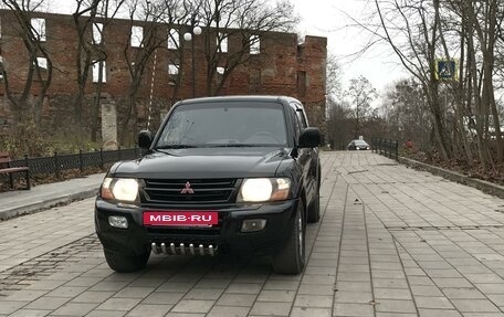 Mitsubishi Pajero III рестайлинг, 2000 год, 930 000 рублей, 2 фотография