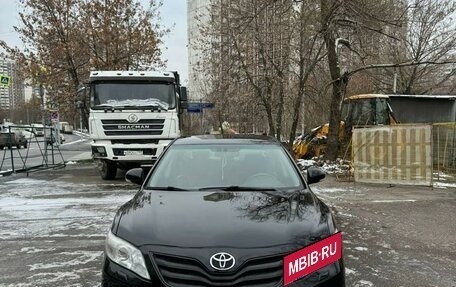 Toyota Camry, 2011 год, 1 300 000 рублей, 1 фотография