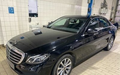 Mercedes-Benz E-Класс, 2019 год, 3 497 000 рублей, 1 фотография