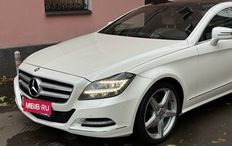 Mercedes-Benz CLS, 2013 год, 2 500 000 рублей, 2 фотография