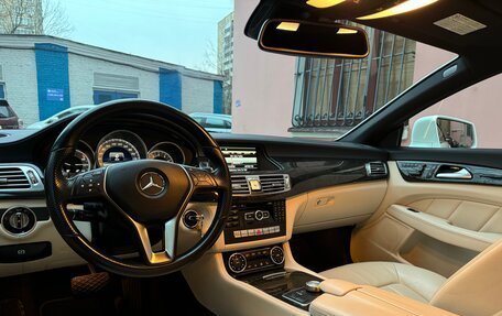 Mercedes-Benz CLS, 2013 год, 2 500 000 рублей, 13 фотография