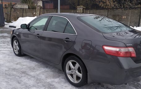 Toyota Camry, 2007 год, 870 000 рублей, 11 фотография