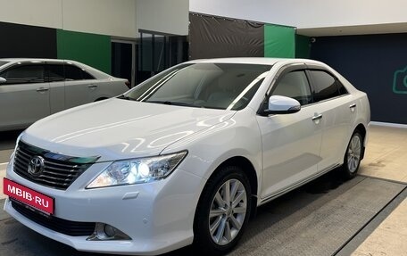 Toyota Camry, 2012 год, 2 050 000 рублей, 3 фотография