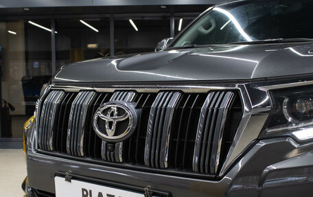 Toyota Land Cruiser Prado 150 рестайлинг 2, 2019 год, 5 319 000 рублей, 7 фотография