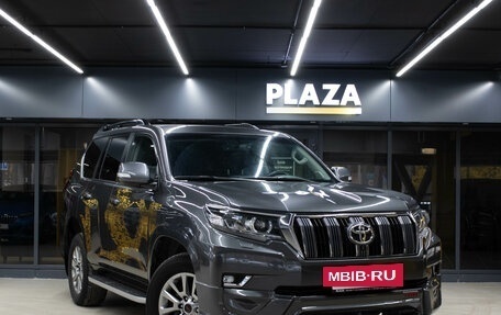 Toyota Land Cruiser Prado 150 рестайлинг 2, 2019 год, 5 319 000 рублей, 2 фотография