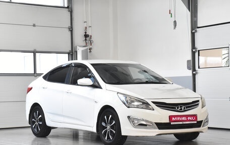 Hyundai Solaris II рестайлинг, 2015 год, 1 099 000 рублей, 1 фотография