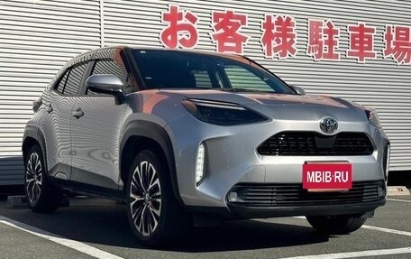 Toyota Yaris Cross, 2020 год, 1 750 000 рублей, 3 фотография