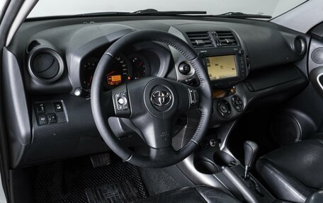 Toyota RAV4, 2010 год, 1 649 000 рублей, 13 фотография