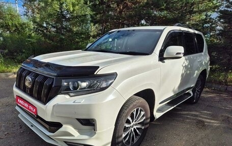 Toyota Land Cruiser Prado 150 рестайлинг 2, 2017 год, 7 050 000 рублей, 1 фотография