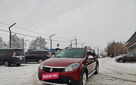 Renault Sandero I, 2013 год, 900 000 рублей, 3 фотография